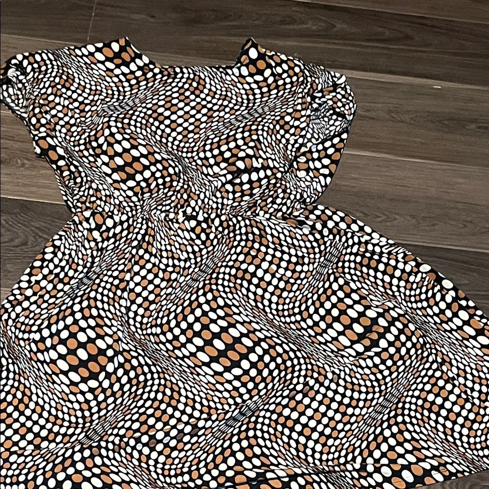 Geometric Patterned Dress - Picture 9 of 11